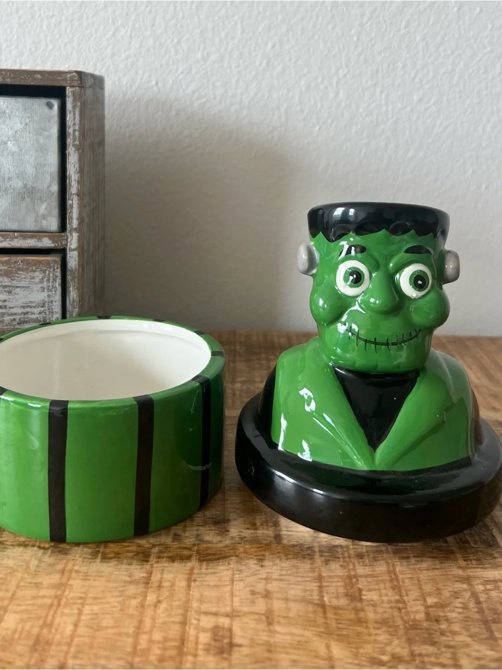 New Halloween Striped Frankenstein Ceramic Candy Dish Retro Vintage Style